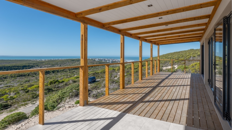 4 Bedroom Property for Sale in Agulhas Western Cape